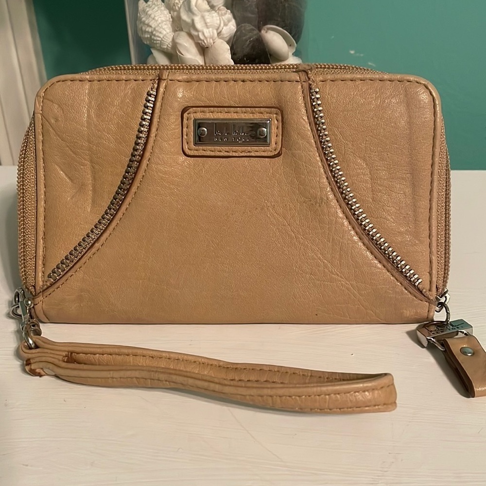 Nicole Miller New York wallet / wristlet tan color card slots & zip inside